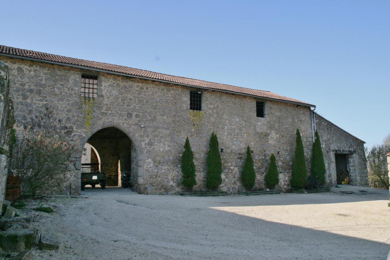 Les Chambres Du Logis Du Chatelier Bressuire Exterior photo
